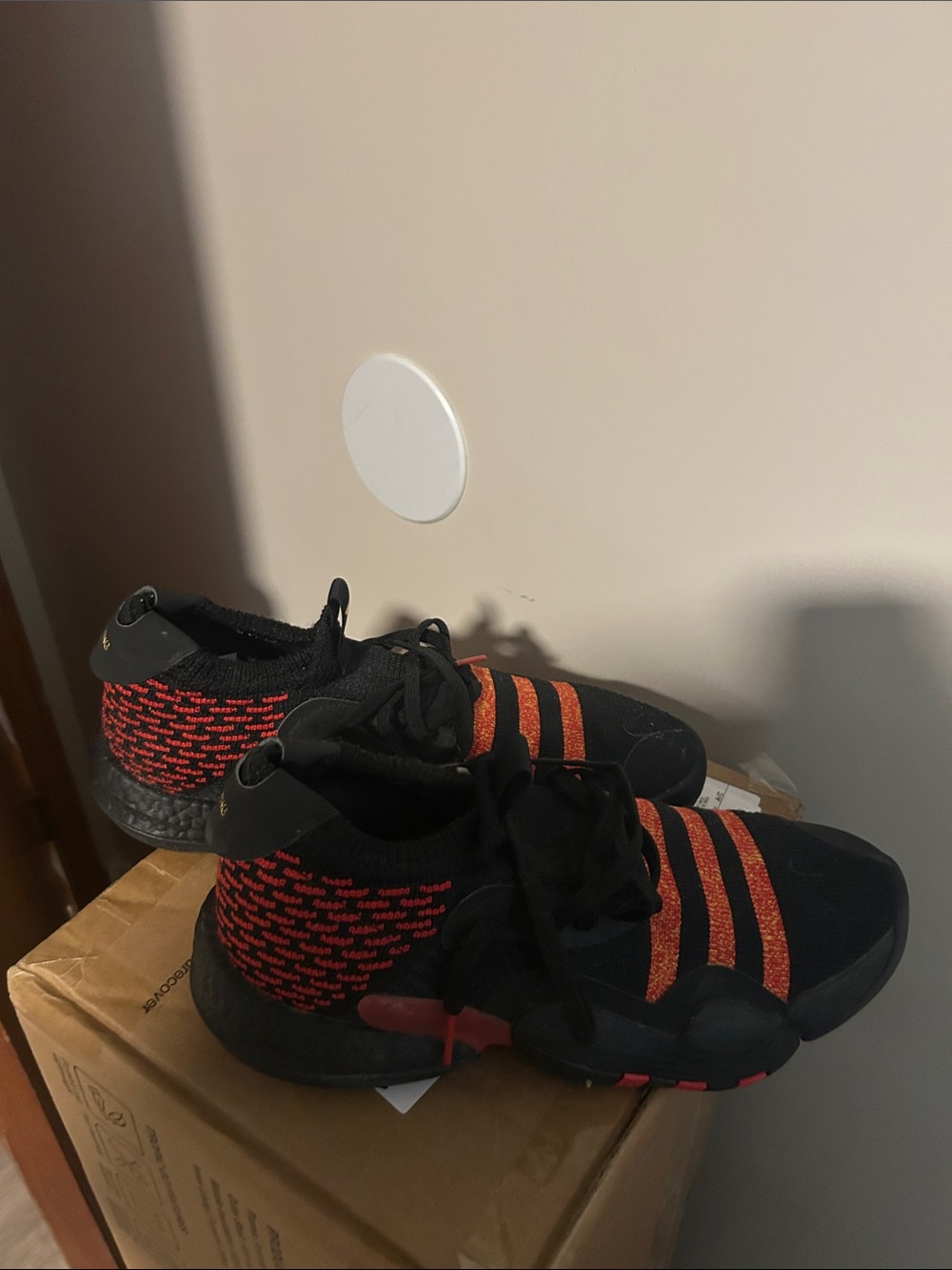 mens adidas trae young basketball shoes